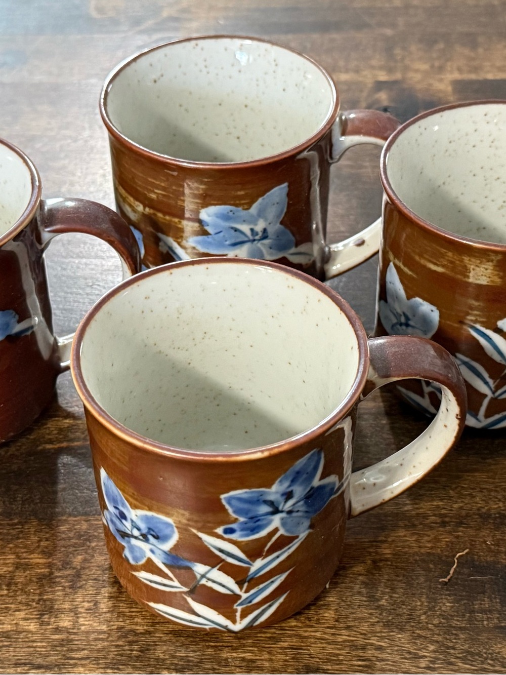 Hand-Painted Ranmaru Style Ceramic Mug in Brown with Blue Floral Accent